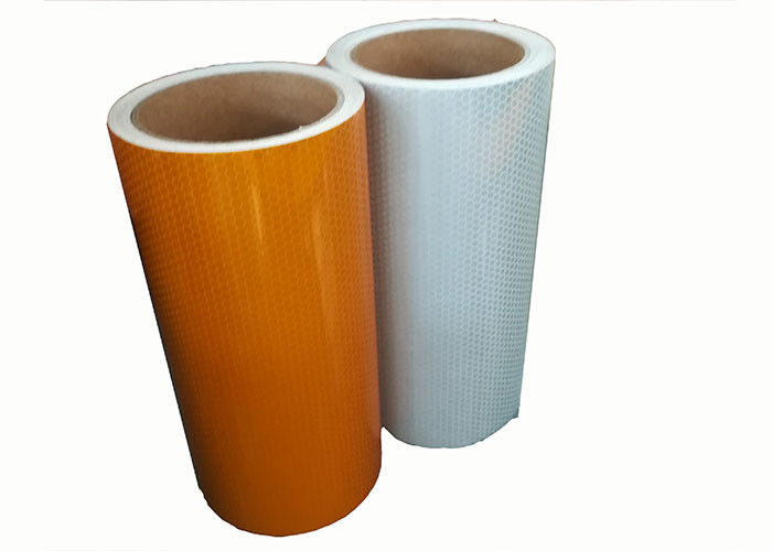 PET PMMA PC Yüksek Yoğunluklu Sınıf Yansıtıcı Kaplama, Beyaz Sarı Yansıtıcı Işareti Vinil Film